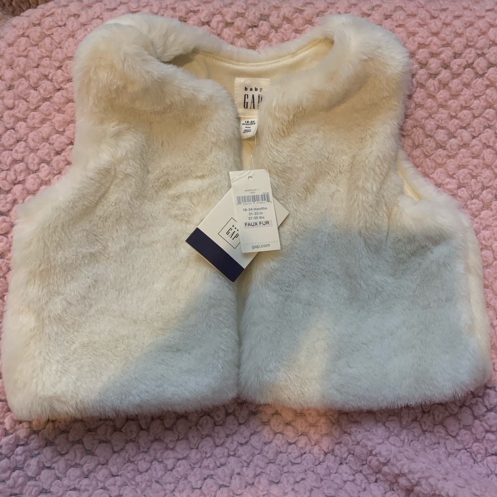 Cream faux fur vest